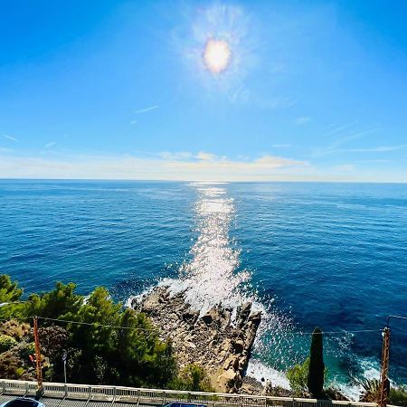 Suite Sunset 22 - Fronte Mare San Remo Buitenkant foto