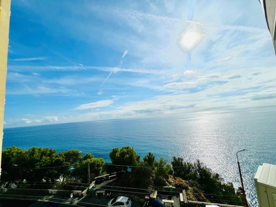 Suite Sunset 22 - Fronte Mare San Remo Buitenkant foto