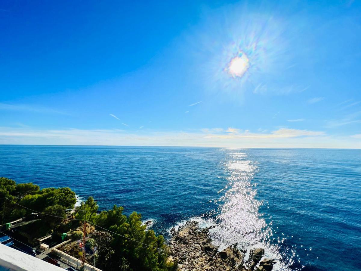 Suite Sunset 22 - Fronte Mare San Remo Buitenkant foto