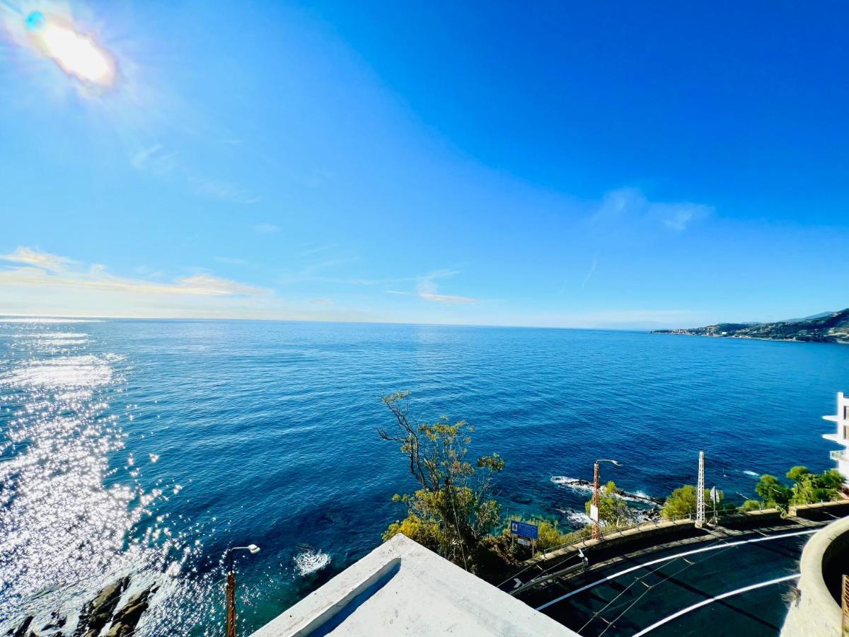 Suite Sunset 22 - Fronte Mare San Remo Buitenkant foto