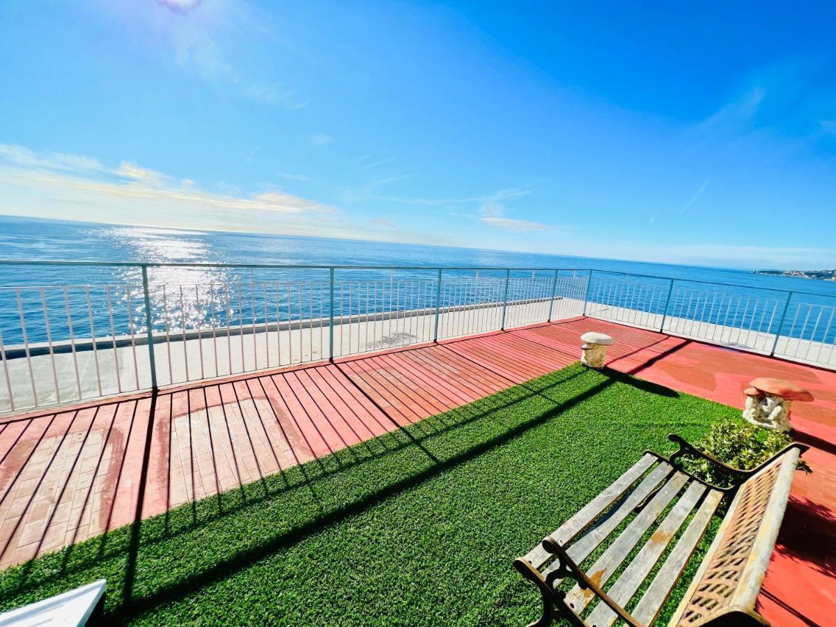 Suite Sunset 22 - Fronte Mare San Remo Buitenkant foto